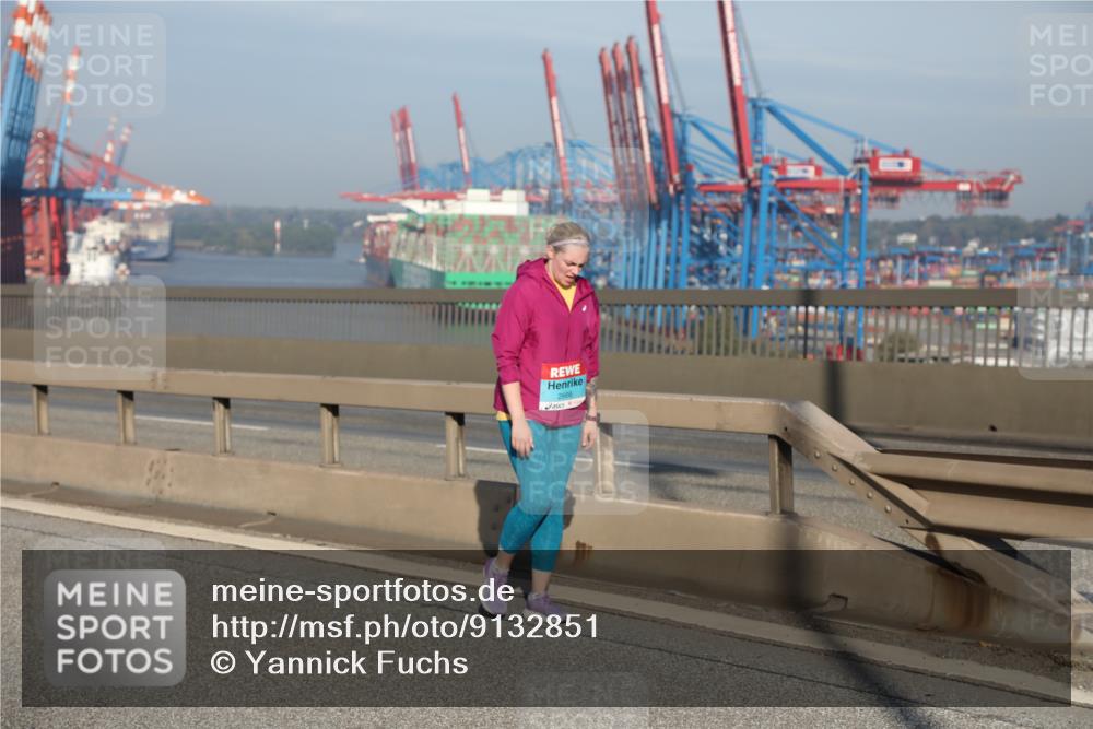 03.10.2025 - Köhlbrandbrückenlauf Yannick Fuchs http://msf.ph/oto/9132851 03.10.2025 09:05:13 Position 2 2666 meine-sportfotos.de