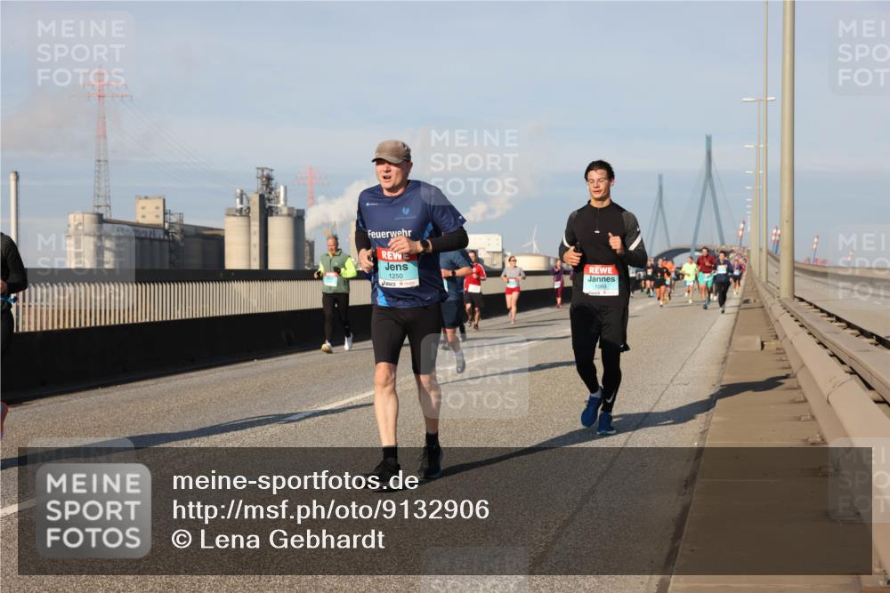 03.10.2025 - Köhlbrandbrückenlauf Lena Gebhardt http://msf.ph/oto/9132906 03.10.2025 09:50:48 Position 2 1250, 1089 meine-sportfotos.de