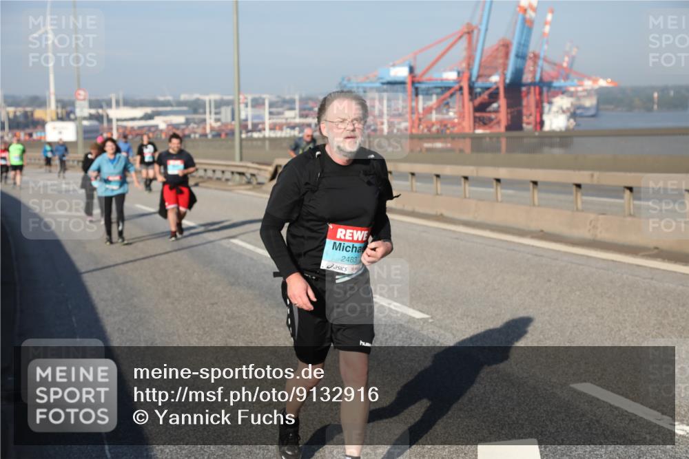 03.10.2025 - Köhlbrandbrückenlauf Yannick Fuchs http://msf.ph/oto/9132916 03.10.2025 09:05:19 Position 2 2483 meine-sportfotos.de