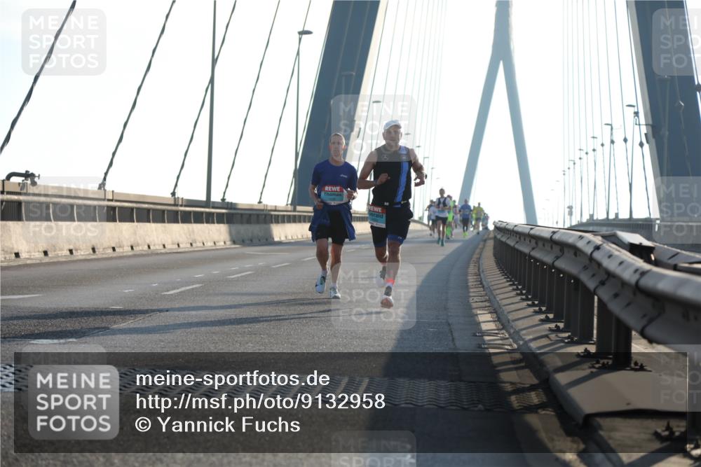 03.10.2025 - Köhlbrandbrückenlauf Yannick Fuchs http://msf.ph/oto/9132958 03.10.2025 08:19:43 Position 1  meine-sportfotos.de