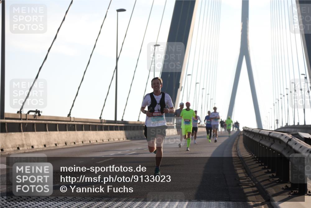 03.10.2025 - Köhlbrandbrückenlauf Yannick Fuchs http://msf.ph/oto/9133023 03.10.2025 08:19:53 Position 1  meine-sportfotos.de