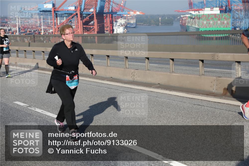 03.10.2025 - Köhlbrandbrückenlauf Yannick Fuchs http://msf.ph/oto/9133026 03.10.2025 09:05:29 Position 2 2226 meine-sportfotos.de