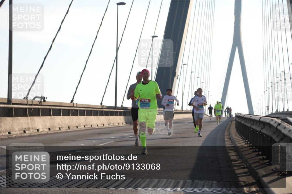 03.10.2025 - Köhlbrandbrückenlauf Yannick Fuchs http://msf.ph/oto/9133068 03.10.2025 08:19:56 Position 1  meine-sportfotos.de