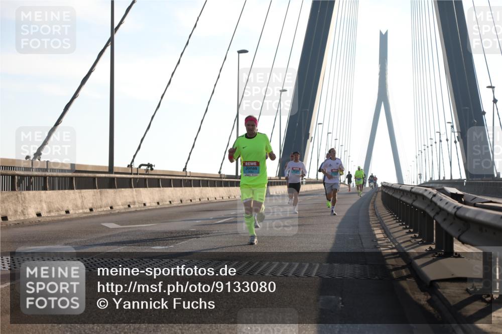03.10.2025 - Köhlbrandbrückenlauf Yannick Fuchs http://msf.ph/oto/9133080 03.10.2025 08:19:57 Position 1  meine-sportfotos.de