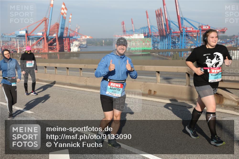 03.10.2025 - Köhlbrandbrückenlauf Yannick Fuchs http://msf.ph/oto/9133090 03.10.2025 09:05:37 Position 2 2395, 3370 meine-sportfotos.de