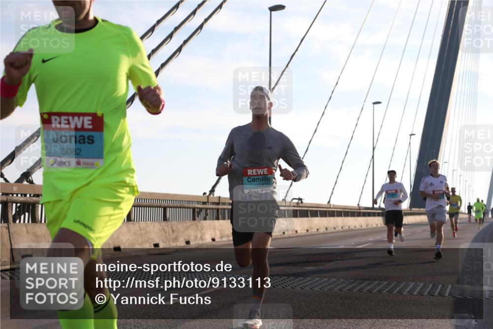 03.10.2025 - Köhlbrandbrückenlauf Yannick Fuchs http://msf.ph/oto/9133113 03.10.2025 08:19:59 Position 1 3082, 1174 meine-sportfotos.de