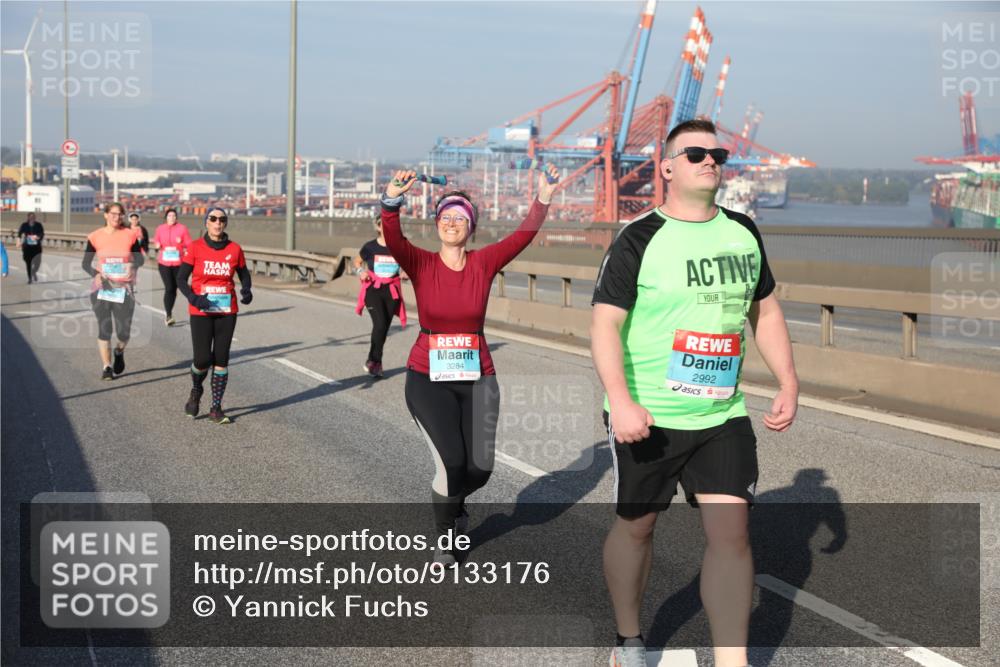 03.10.2025 - Köhlbrandbrückenlauf Yannick Fuchs http://msf.ph/oto/9133176 03.10.2025 09:05:42 Position 2 3284, 2992 meine-sportfotos.de