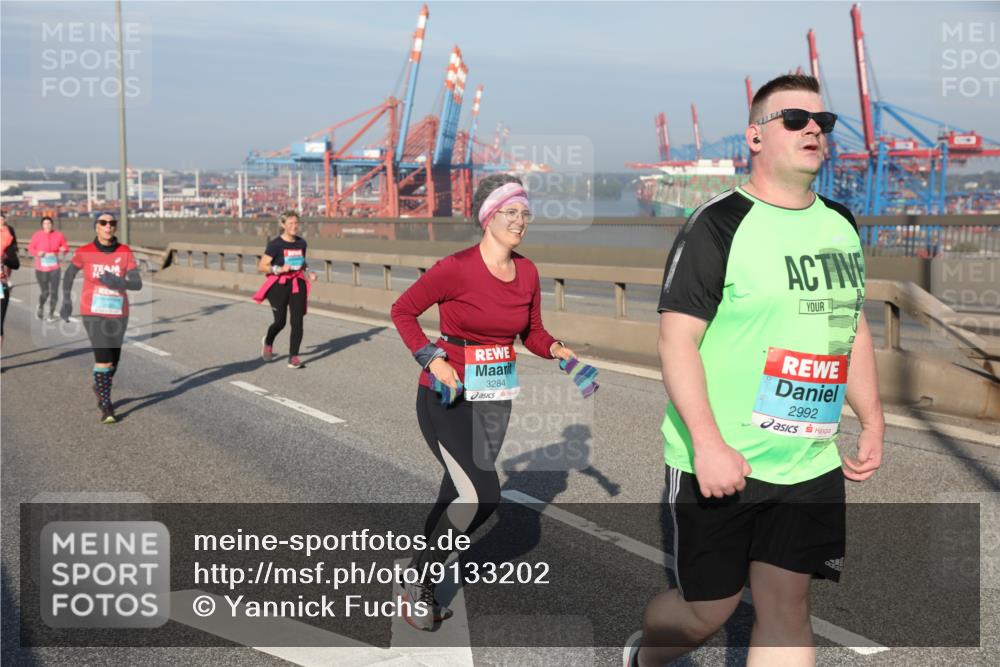 03.10.2025 - Köhlbrandbrückenlauf Yannick Fuchs http://msf.ph/oto/9133202 03.10.2025 09:05:44 Position 2 3284, 2992 meine-sportfotos.de