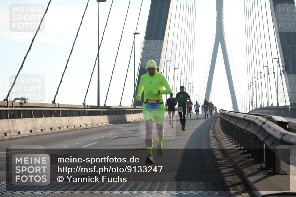 03.10.2025 - Köhlbrandbrückenlauf Yannick Fuchs http://msf.ph/oto/9133247 03.10.2025 08:20:07 Position 1  meine-sportfotos.de
