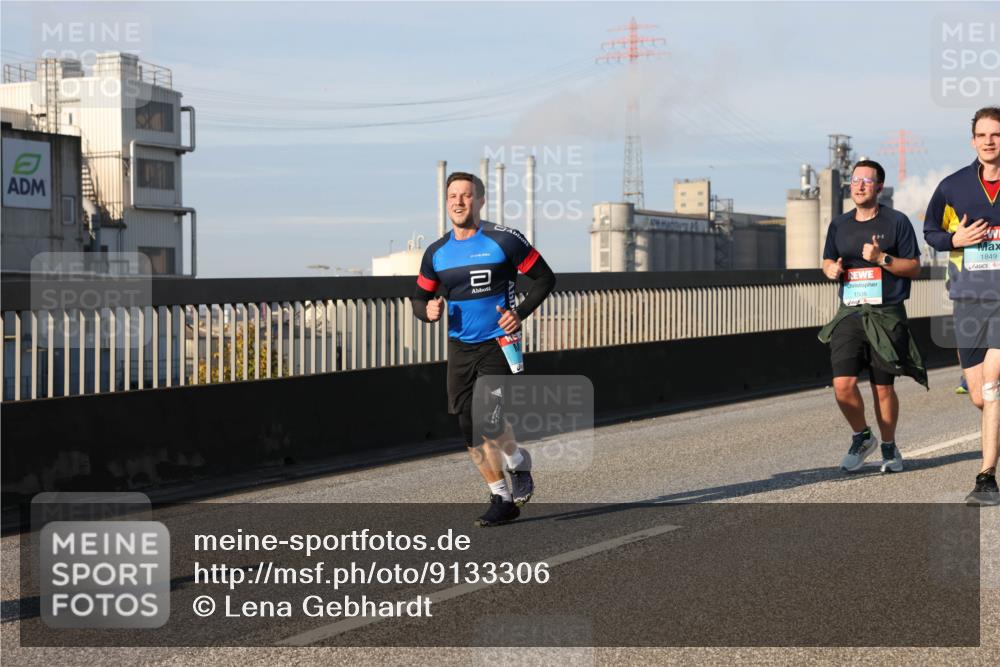 03.10.2025 - Köhlbrandbrückenlauf Lena Gebhardt http://msf.ph/oto/9133306 03.10.2025 09:51:12 Position 2 1849, 1506 meine-sportfotos.de