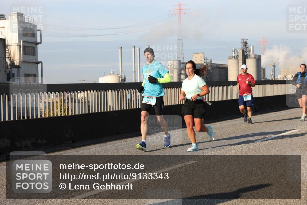 03.10.2025 - Köhlbrandbrückenlauf Lena Gebhardt http://msf.ph/oto/9133343 03.10.2025 09:51:15 Position 2 2776 meine-sportfotos.de