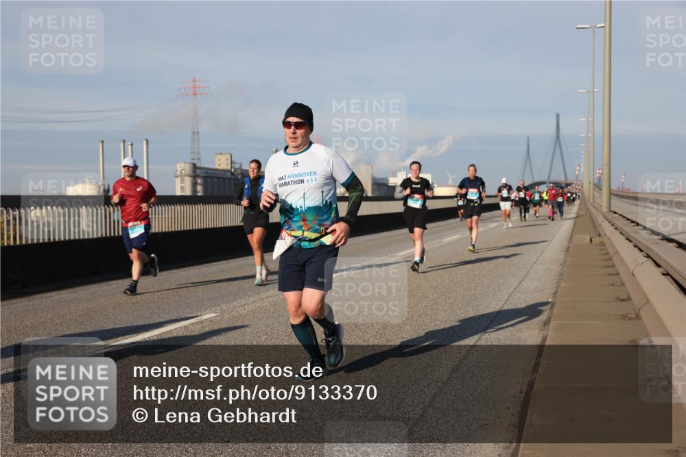 03.10.2025 - Köhlbrandbrückenlauf Lena Gebhardt http://msf.ph/oto/9133370 03.10.2025 09:51:17 Position 2  meine-sportfotos.de
