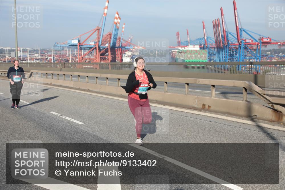 03.10.2025 - Köhlbrandbrückenlauf Yannick Fuchs http://msf.ph/oto/9133402 03.10.2025 09:05:57 Position 2  meine-sportfotos.de