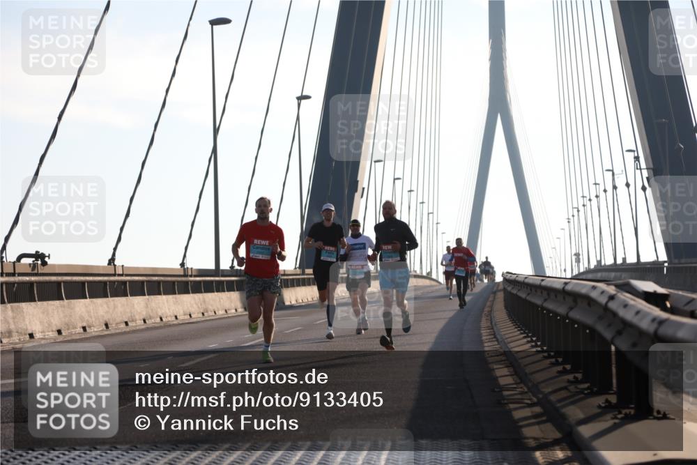 03.10.2025 - Köhlbrandbrückenlauf Yannick Fuchs http://msf.ph/oto/9133405 03.10.2025 08:20:17 Position 1  meine-sportfotos.de