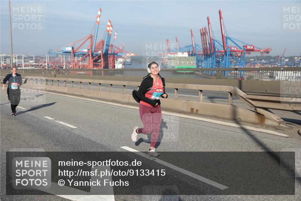 03.10.2025 - Köhlbrandbrückenlauf Yannick Fuchs http://msf.ph/oto/9133415 03.10.2025 09:05:58 Position 2  meine-sportfotos.de