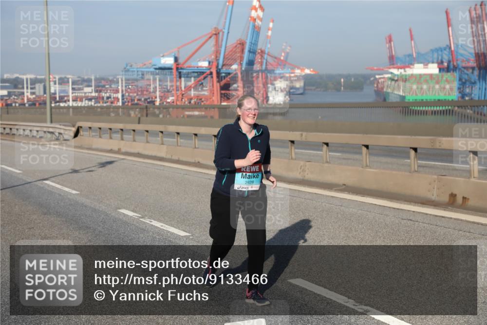 03.10.2025 - Köhlbrandbrückenlauf Yannick Fuchs http://msf.ph/oto/9133466 03.10.2025 09:06:02 Position 2 2428 meine-sportfotos.de