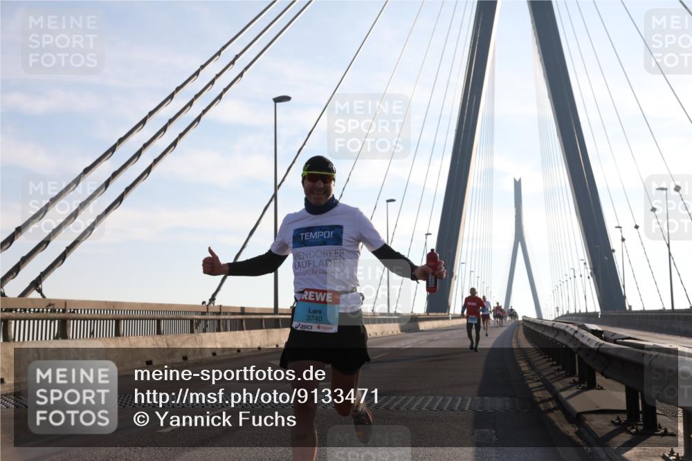 03.10.2025 - Köhlbrandbrückenlauf Yannick Fuchs http://msf.ph/oto/9133471 03.10.2025 08:20:23 Position 1 3740 meine-sportfotos.de