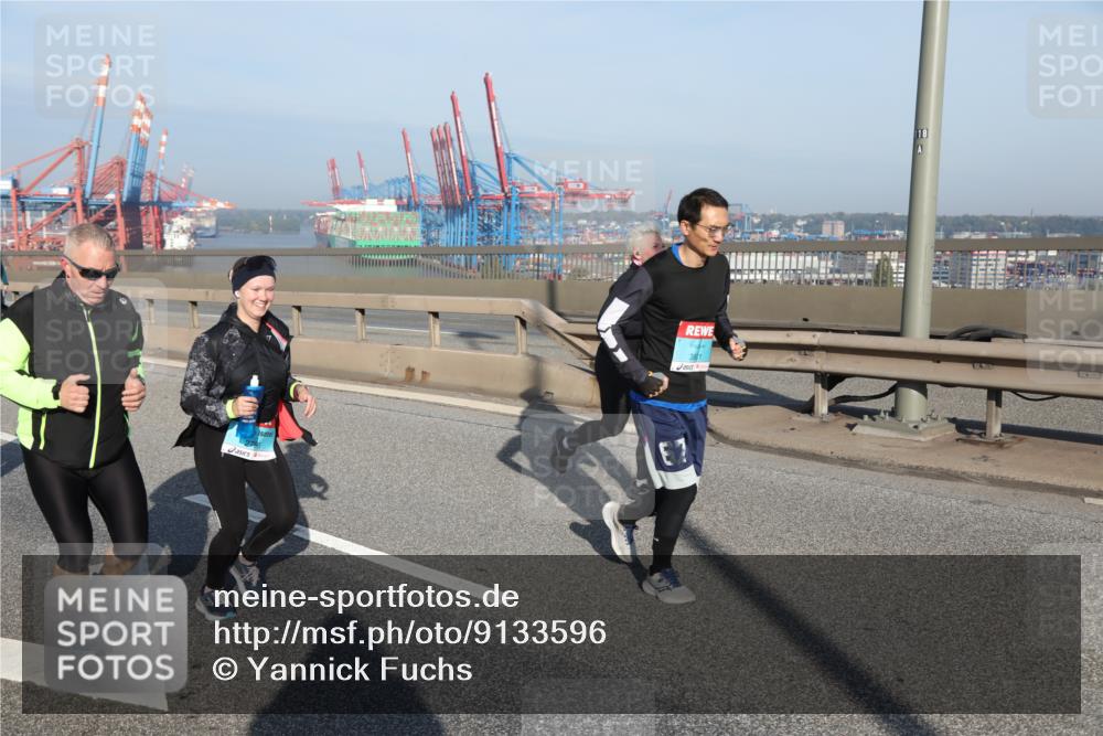 03.10.2025 - Köhlbrandbrückenlauf Yannick Fuchs http://msf.ph/oto/9133596 03.10.2025 09:06:23 Position 2 3801, 67, 118 meine-sportfotos.de