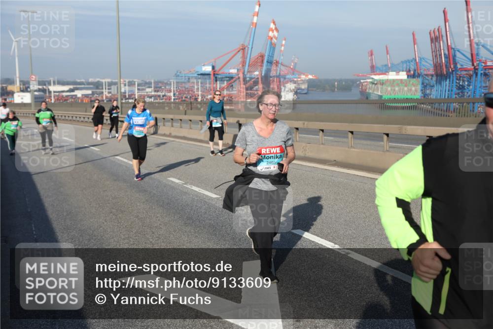 03.10.2025 - Köhlbrandbrückenlauf Yannick Fuchs http://msf.ph/oto/9133609 03.10.2025 09:06:24 Position 2 2486 meine-sportfotos.de