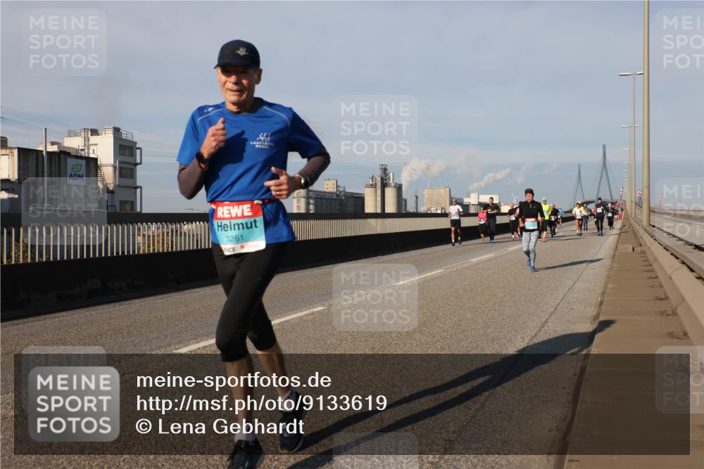 03.10.2025 - Köhlbrandbrückenlauf Lena Gebhardt http://msf.ph/oto/9133619 03.10.2025 09:51:33 Position 2 3261 meine-sportfotos.de