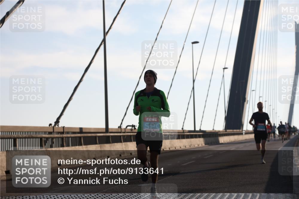 03.10.2025 - Köhlbrandbrückenlauf Yannick Fuchs http://msf.ph/oto/9133641 03.10.2025 08:20:40 Position 1 2701 meine-sportfotos.de