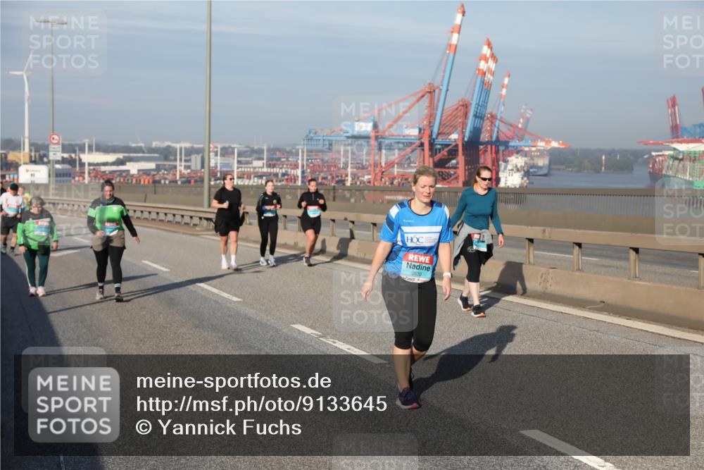 03.10.2025 - Köhlbrandbrückenlauf Yannick Fuchs http://msf.ph/oto/9133645 03.10.2025 09:06:27 Position 2 2520 meine-sportfotos.de