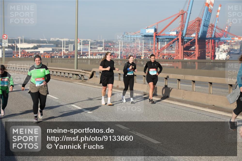 03.10.2025 - Köhlbrandbrückenlauf Yannick Fuchs http://msf.ph/oto/9133660 03.10.2025 09:06:28 Position 2  meine-sportfotos.de
