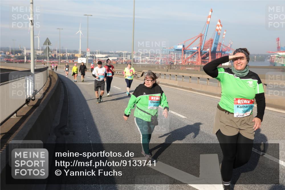 03.10.2025 - Köhlbrandbrückenlauf Yannick Fuchs http://msf.ph/oto/9133741 03.10.2025 09:06:35 Position 2 3624, 3629 meine-sportfotos.de