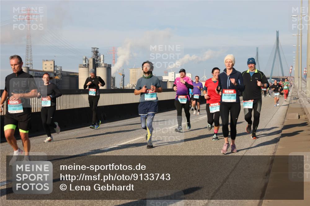 03.10.2025 - Köhlbrandbrückenlauf Lena Gebhardt http://msf.ph/oto/9133743 03.10.2025 09:51:44 Position 2 3641, 1188 meine-sportfotos.de