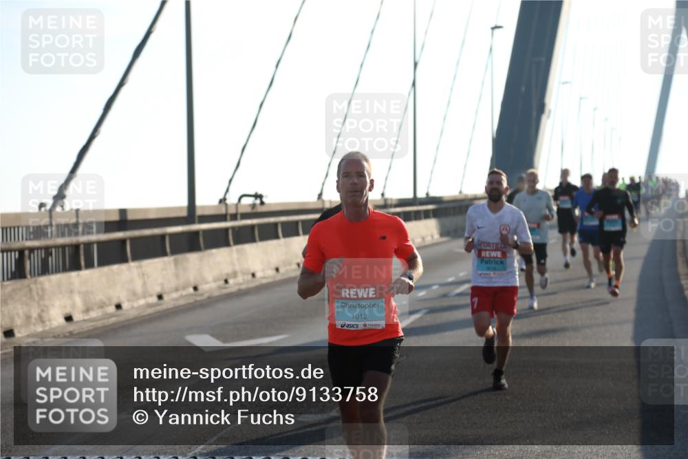 03.10.2025 - Köhlbrandbrückenlauf Yannick Fuchs http://msf.ph/oto/9133758 03.10.2025 08:20:52 Position 1 1012 meine-sportfotos.de