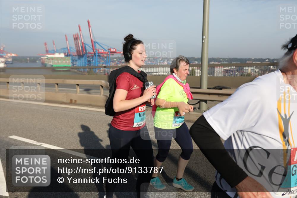 03.10.2025 - Köhlbrandbrückenlauf Yannick Fuchs http://msf.ph/oto/9133787 03.10.2025 09:06:42 Position 2 3290, 328 meine-sportfotos.de