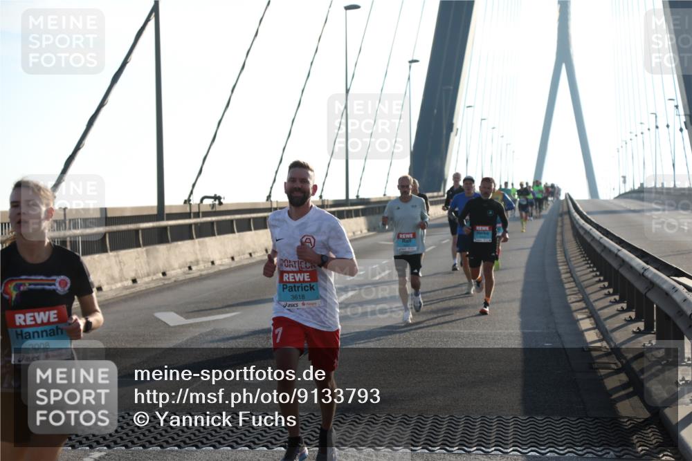 03.10.2025 - Köhlbrandbrückenlauf Yannick Fuchs http://msf.ph/oto/9133793 03.10.2025 08:20:54 Position 1 3008, 17, 3618 meine-sportfotos.de