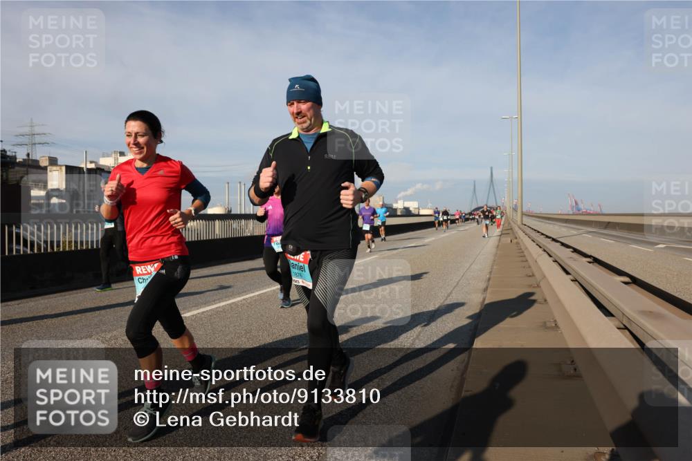 03.10.2025 - Köhlbrandbrückenlauf Lena Gebhardt http://msf.ph/oto/9133810 03.10.2025 09:51:48 Position 2 1876 meine-sportfotos.de
