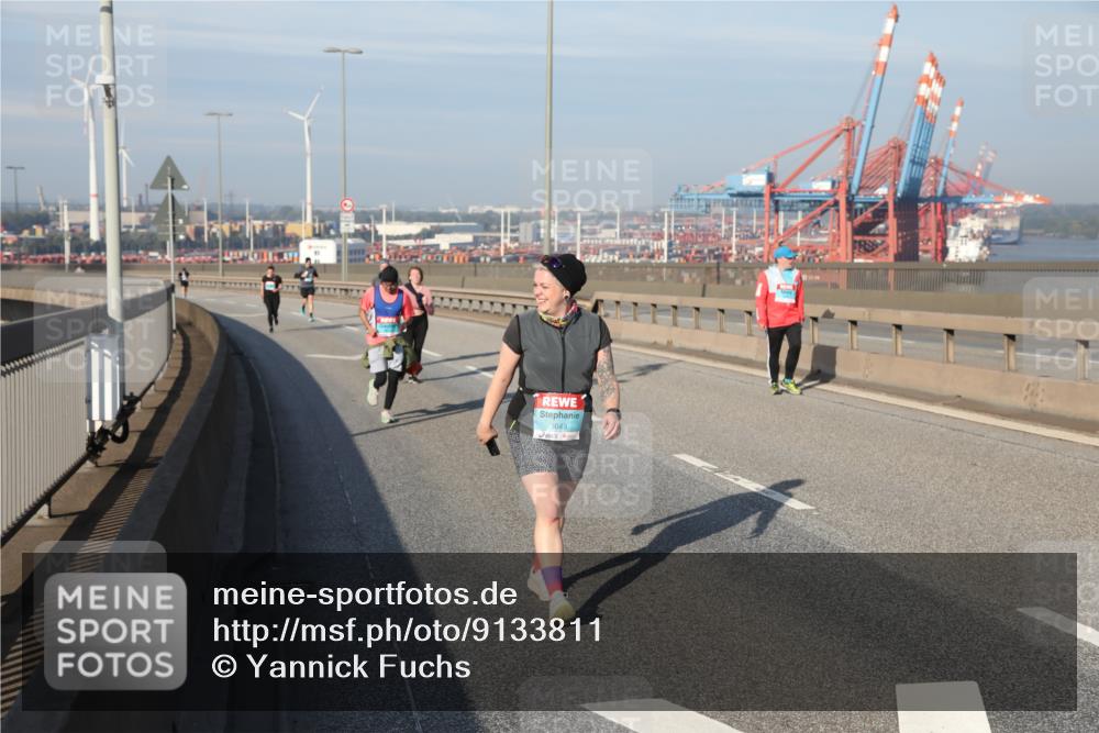 03.10.2025 - Köhlbrandbrückenlauf Yannick Fuchs http://msf.ph/oto/9133811 03.10.2025 09:06:57 Position 2 3649 meine-sportfotos.de
