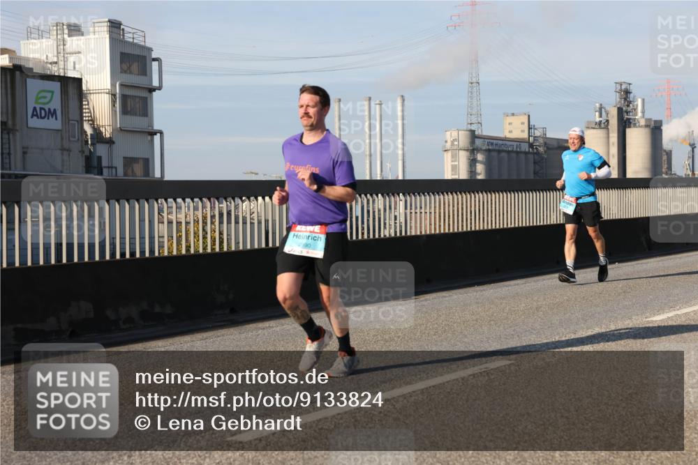 03.10.2025 - Köhlbrandbrückenlauf Lena Gebhardt http://msf.ph/oto/9133824 03.10.2025 09:51:50 Position 2 2990 meine-sportfotos.de