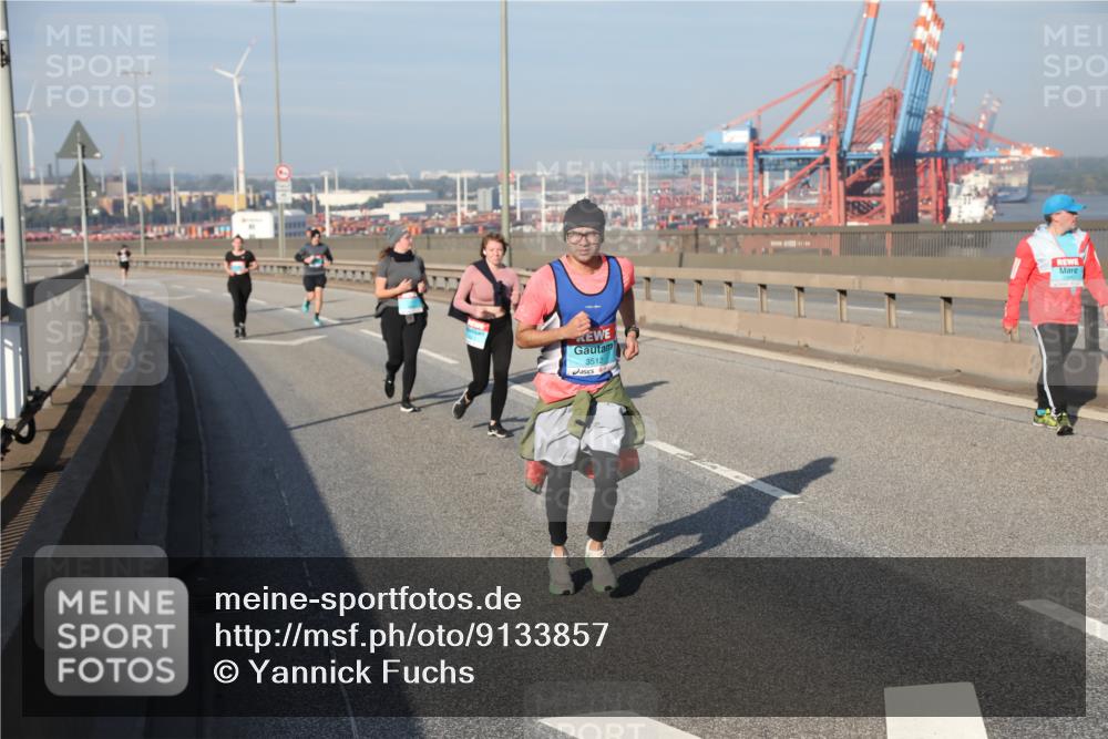 03.10.2025 - Köhlbrandbrückenlauf Yannick Fuchs http://msf.ph/oto/9133857 03.10.2025 09:07:01 Position 2 3512 meine-sportfotos.de