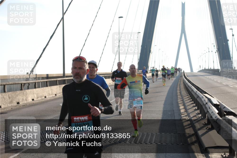 03.10.2025 - Köhlbrandbrückenlauf Yannick Fuchs http://msf.ph/oto/9133865 03.10.2025 08:20:57 Position 1 3269, 3610 meine-sportfotos.de
