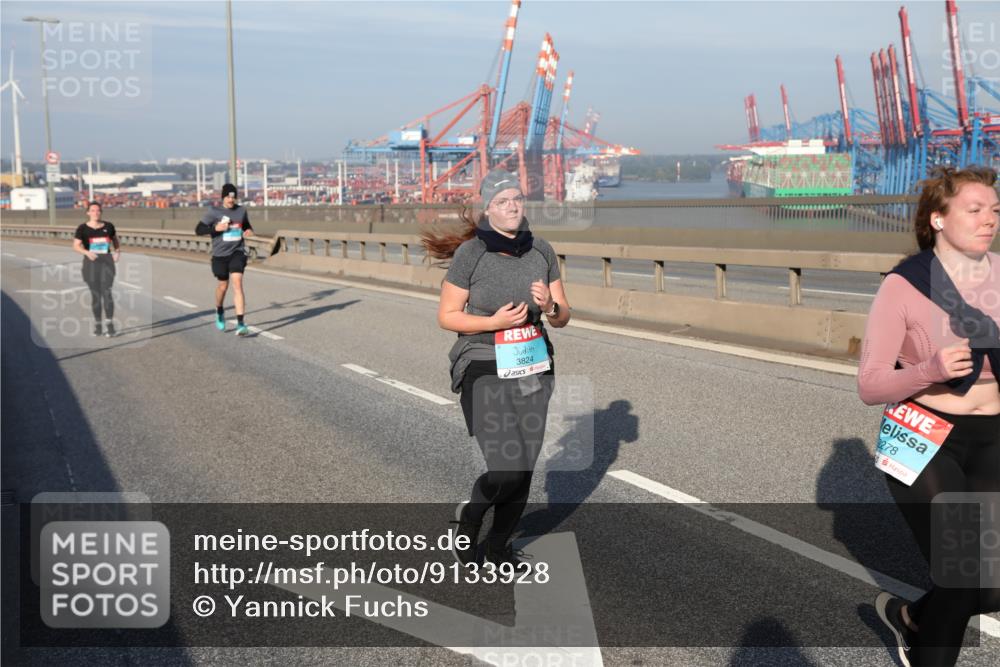03.10.2025 - Köhlbrandbrückenlauf Yannick Fuchs http://msf.ph/oto/9133928 03.10.2025 09:07:06 Position 2 3824, 2278 meine-sportfotos.de