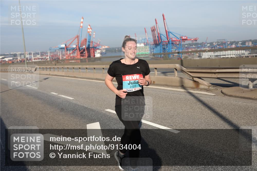 03.10.2025 - Köhlbrandbrückenlauf Yannick Fuchs http://msf.ph/oto/9134004 03.10.2025 09:07:11 Position 2 2723 meine-sportfotos.de