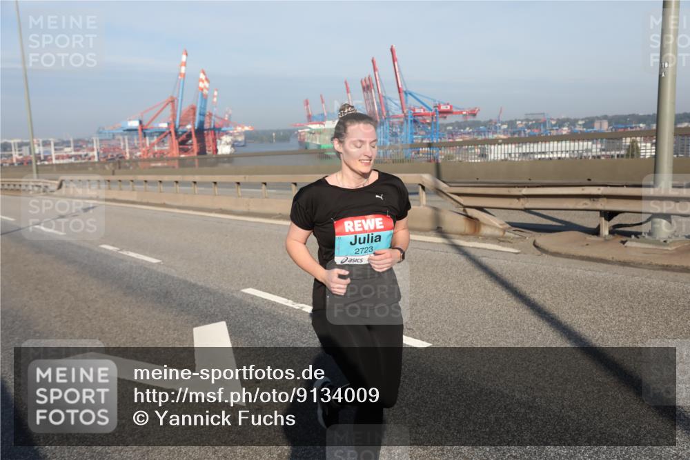 03.10.2025 - Köhlbrandbrückenlauf Yannick Fuchs http://msf.ph/oto/9134009 03.10.2025 09:07:11 Position 2 2723, 118 meine-sportfotos.de