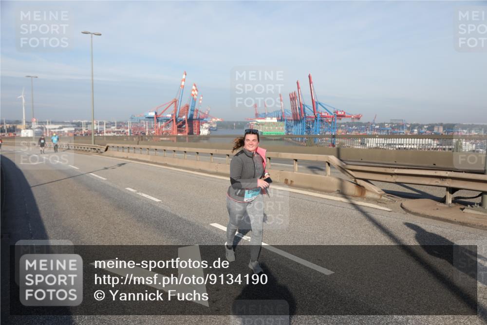 03.10.2025 - Köhlbrandbrückenlauf Yannick Fuchs http://msf.ph/oto/9134190 03.10.2025 09:08:28 Position 2  meine-sportfotos.de