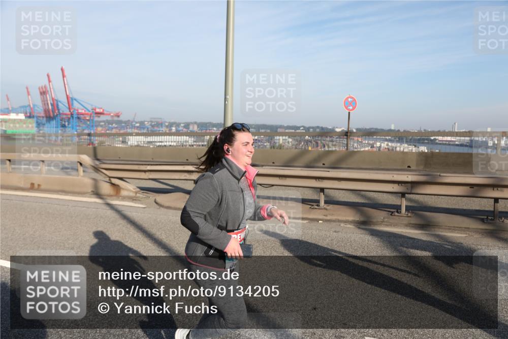 03.10.2025 - Köhlbrandbrückenlauf Yannick Fuchs http://msf.ph/oto/9134205 03.10.2025 09:08:29 Position 2  meine-sportfotos.de