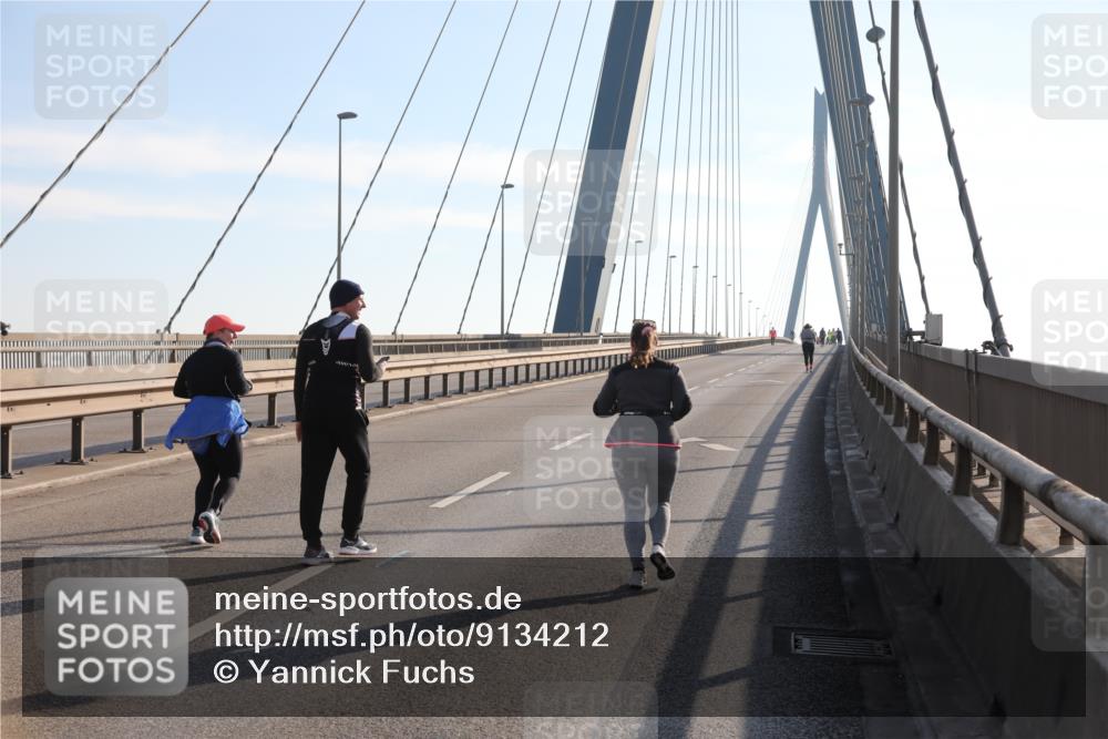 03.10.2025 - Köhlbrandbrückenlauf Yannick Fuchs http://msf.ph/oto/9134212 03.10.2025 09:08:33 Position 2  meine-sportfotos.de