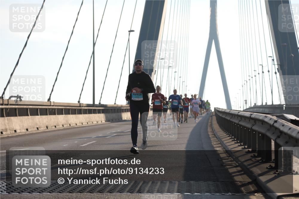03.10.2025 - Köhlbrandbrückenlauf Yannick Fuchs http://msf.ph/oto/9134233 03.10.2025 08:21:19 Position 1 1019 meine-sportfotos.de
