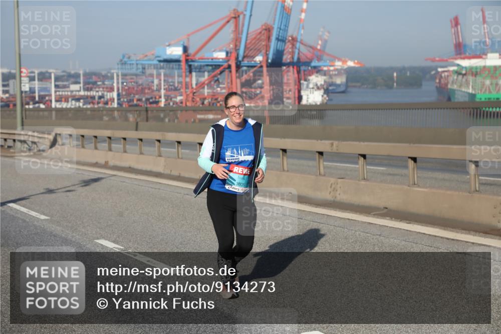 03.10.2025 - Köhlbrandbrückenlauf Yannick Fuchs http://msf.ph/oto/9134273 03.10.2025 09:08:51 Position 2 3805 meine-sportfotos.de