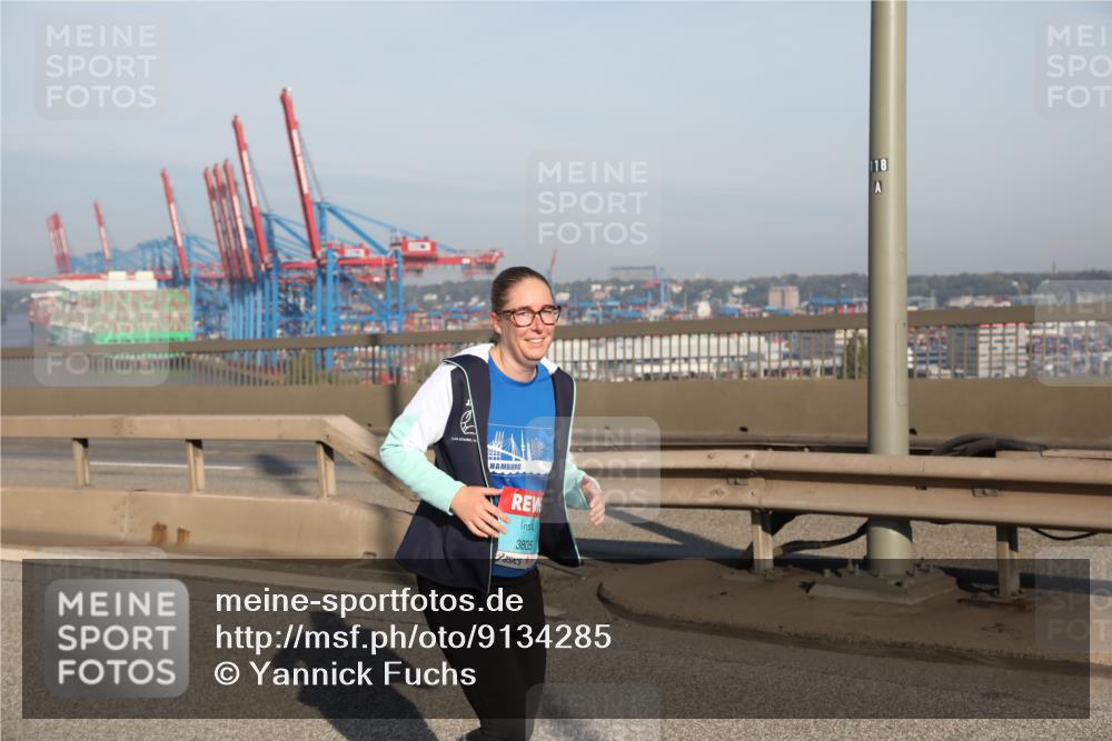 03.10.2025 - Köhlbrandbrückenlauf Yannick Fuchs http://msf.ph/oto/9134285 03.10.2025 09:08:54 Position 2 3805, 118 meine-sportfotos.de