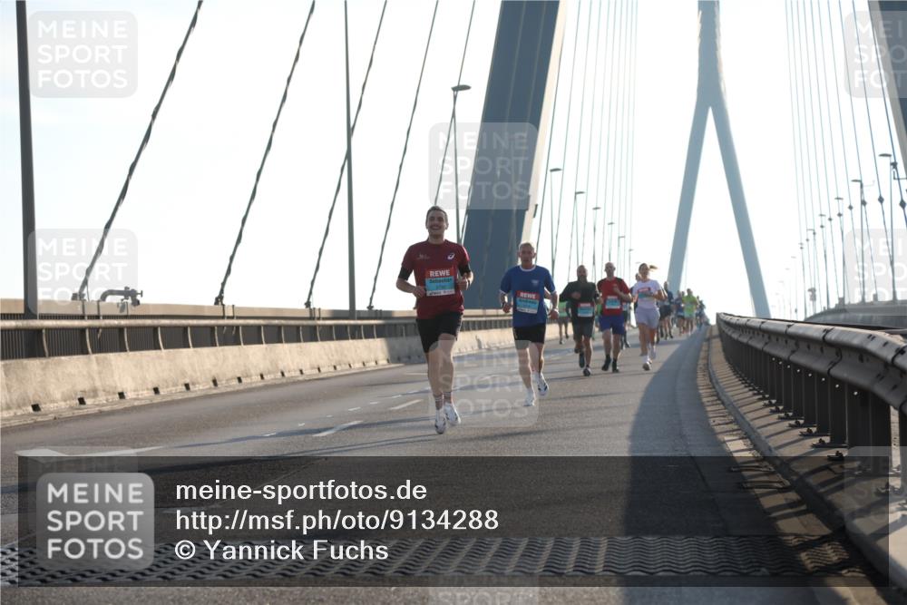 03.10.2025 - Köhlbrandbrückenlauf Yannick Fuchs http://msf.ph/oto/9134288 03.10.2025 08:21:22 Position 1  meine-sportfotos.de