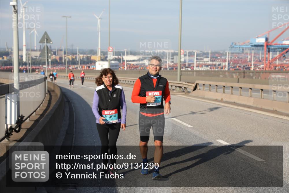 03.10.2025 - Köhlbrandbrückenlauf Yannick Fuchs http://msf.ph/oto/9134290 03.10.2025 09:08:55 Position 2 2490 meine-sportfotos.de