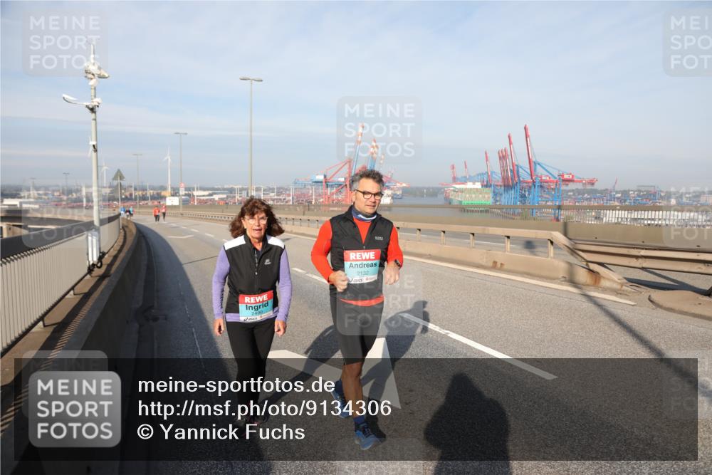 03.10.2025 - Köhlbrandbrückenlauf Yannick Fuchs http://msf.ph/oto/9134306 03.10.2025 09:08:58 Position 2 2490, 2132 meine-sportfotos.de