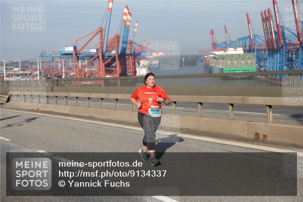 03.10.2025 - Köhlbrandbrückenlauf Yannick Fuchs http://msf.ph/oto/9134337 03.10.2025 09:09:19 Position 2 1389 meine-sportfotos.de